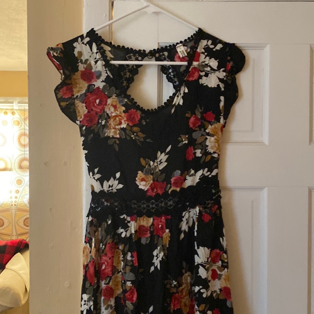 BOHEMIA ASYMMETRY FLORAL V NECK BACKLESS MAXI DRESS